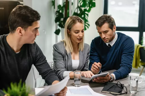 explication d'un contrat par un expert d'assuré